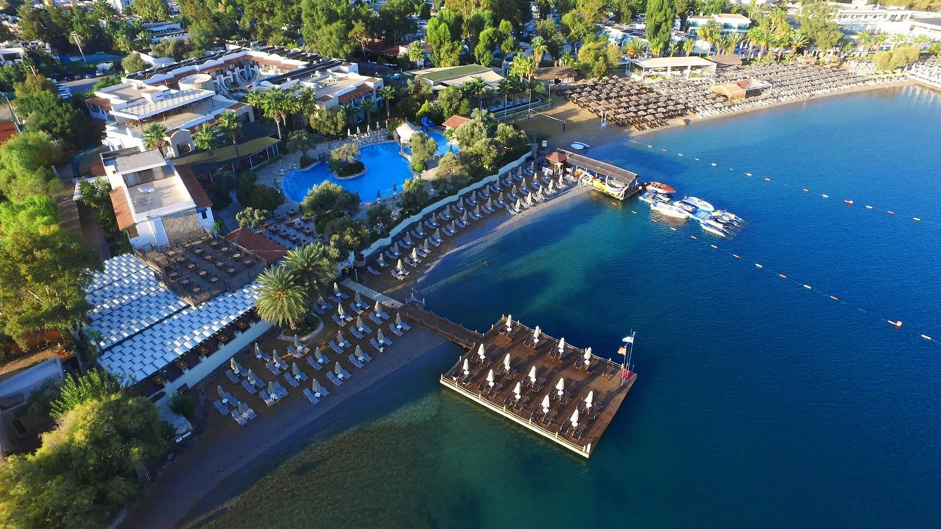 Izer Hotel Beach Club Torba